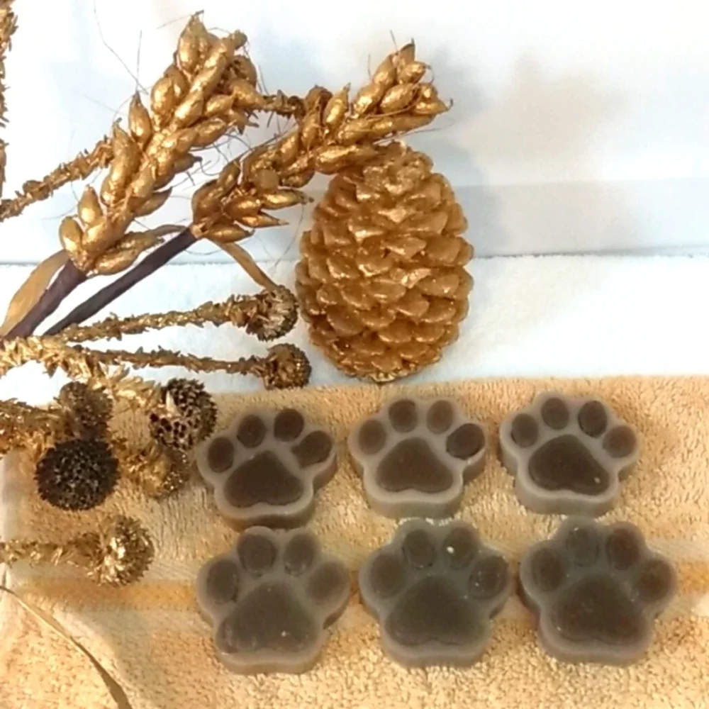 HANDCRAFTED OATMEAL SANDALWOOD ARTISAN DOG BATH SOAP BARS 6 PIECE SET NWT